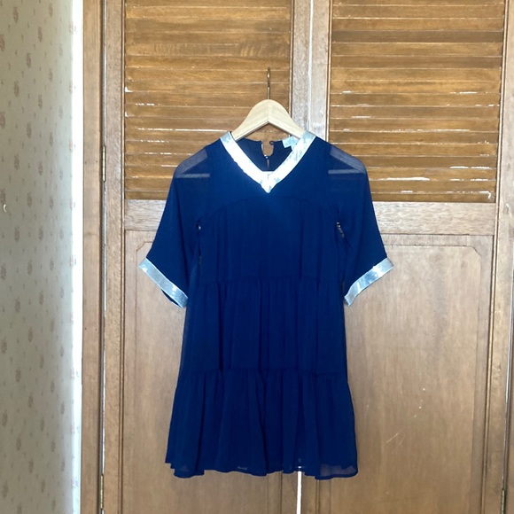 Wild and gorgeous Dress - Picture 1 of 3